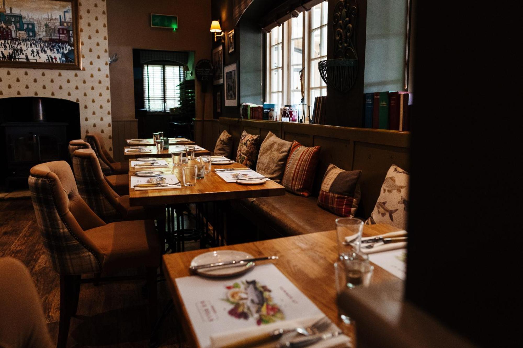 The Six Bells 5*