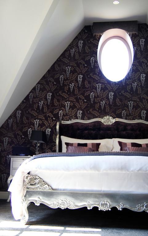 The Six Bells Bed and breakfast